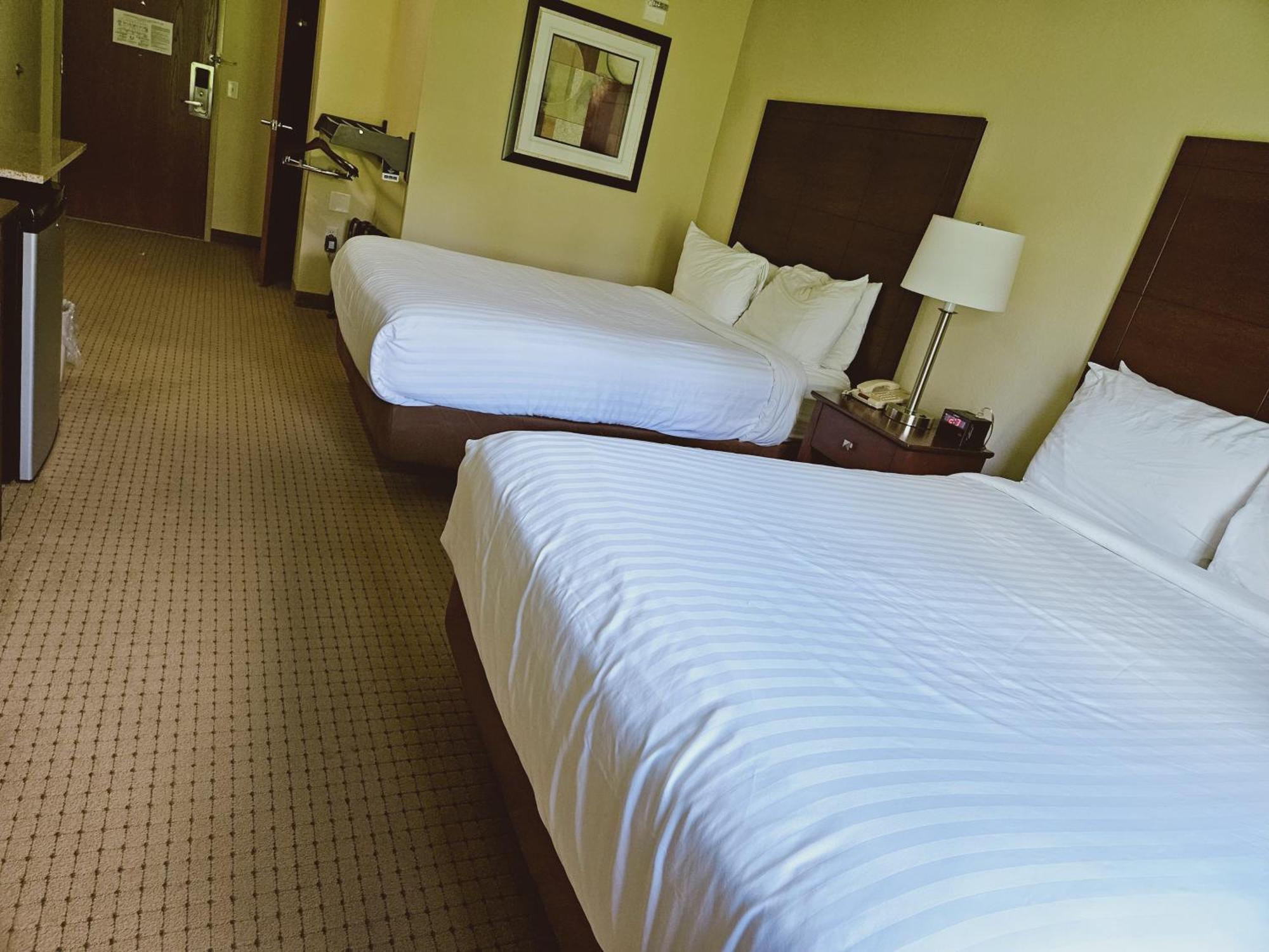 Cobblestone Inn & Suites - Bloomfield Εξωτερικό φωτογραφία