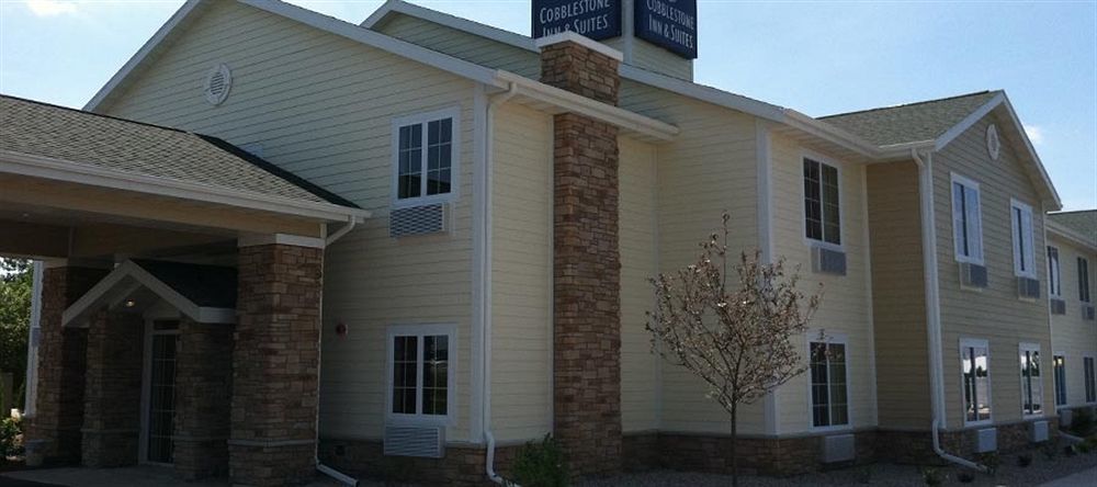 Cobblestone Inn & Suites - Bloomfield Εξωτερικό φωτογραφία